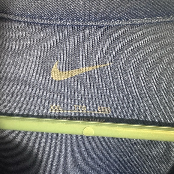 Nike pull over - Picture 2 of 4